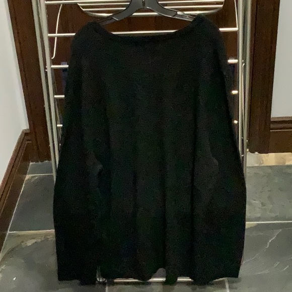 Sweater - Picture 2 of 3